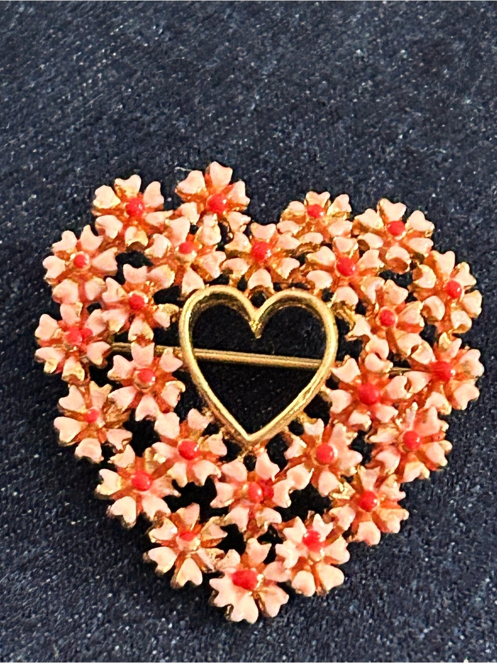 4/$100 Gold Heart Daisy Floral Brooch in Coral Pink